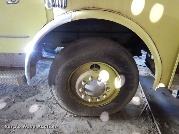 image for item HK9504 1978 American Lafrance  ladder fire truck