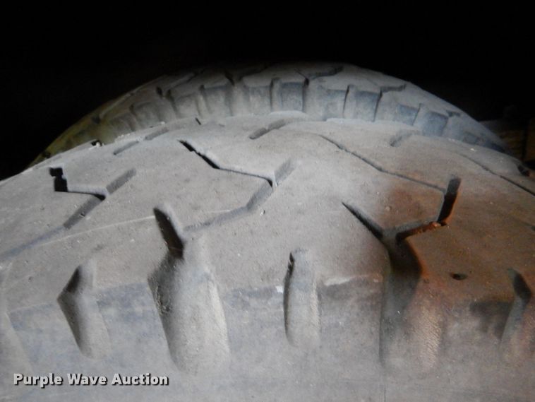 image for item HK9504 1978 American Lafrance  ladder fire truck