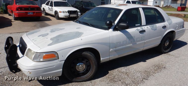 image for item HK9505 2007 Ford Crown Victoria Police Interceptor