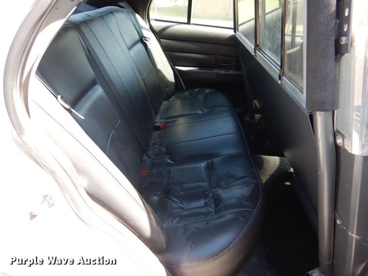 image for item HK9505 2007 Ford Crown Victoria Police Interceptor