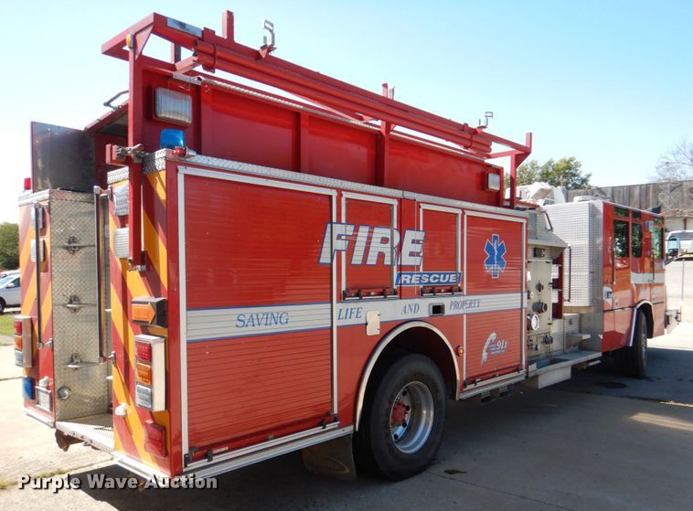 image for item HK9506 1998 Pierce  pumper fire truck