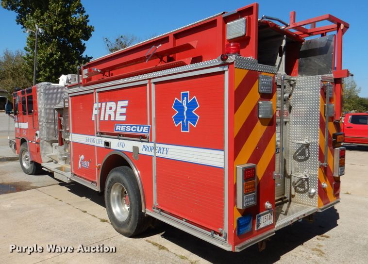 image for item HK9506 1998 Pierce  pumper fire truck