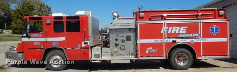 image for item HK9506 1998 Pierce  pumper fire truck