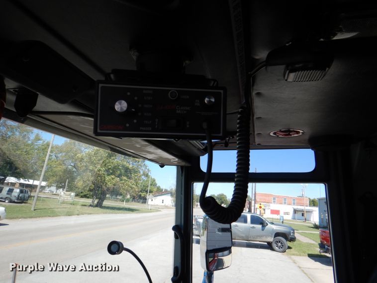 image for item HK9506 1998 Pierce  pumper fire truck