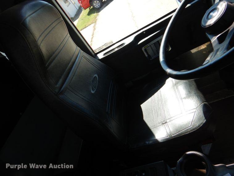 image for item HK9506 1998 Pierce  pumper fire truck