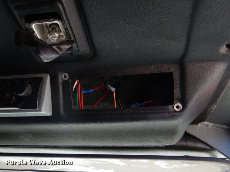 image for item HK9506 1998 Pierce  pumper fire truck