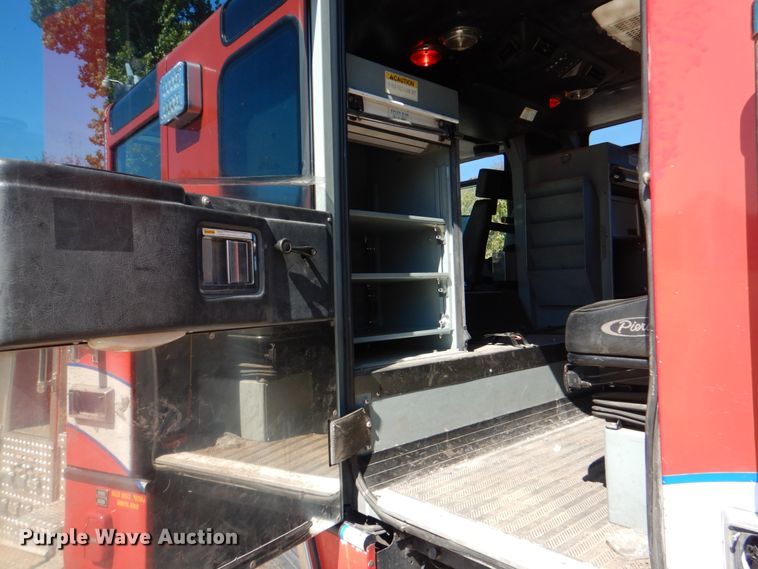 image for item HK9506 1998 Pierce  pumper fire truck