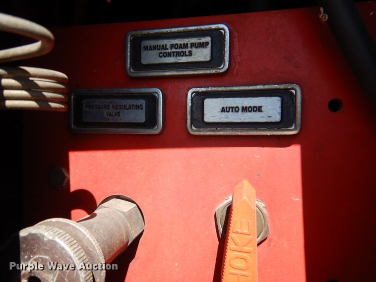 image for item HK9506 1998 Pierce  pumper fire truck