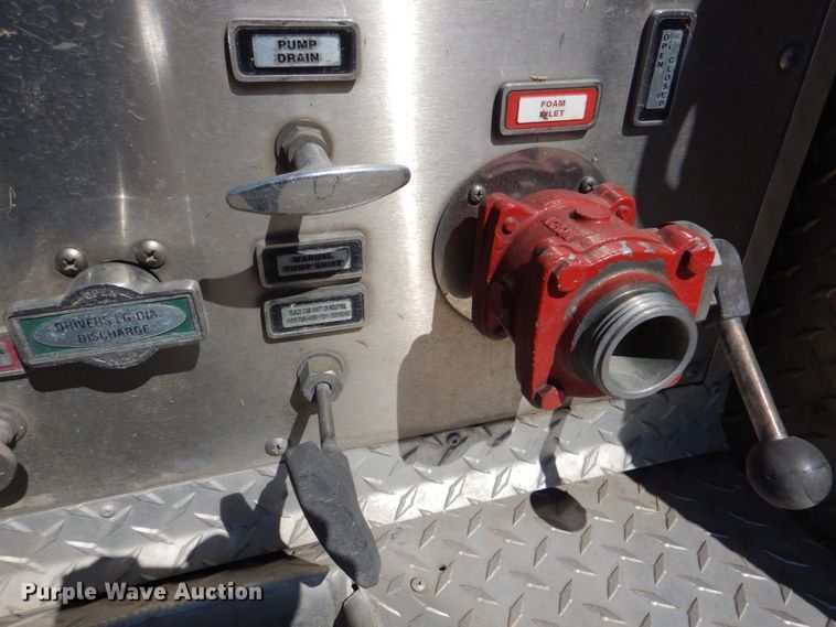 image for item HK9506 1998 Pierce  pumper fire truck