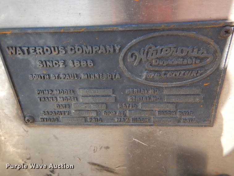 image for item HK9506 1998 Pierce  pumper fire truck