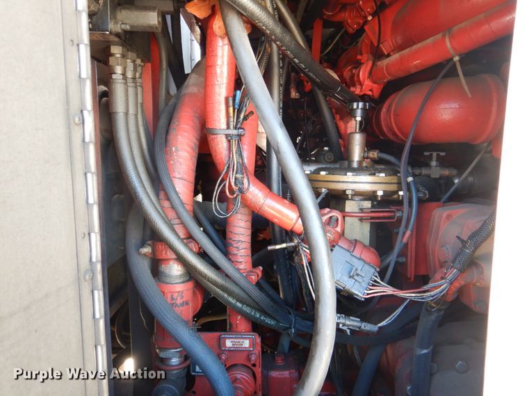 image for item HK9506 1998 Pierce  pumper fire truck