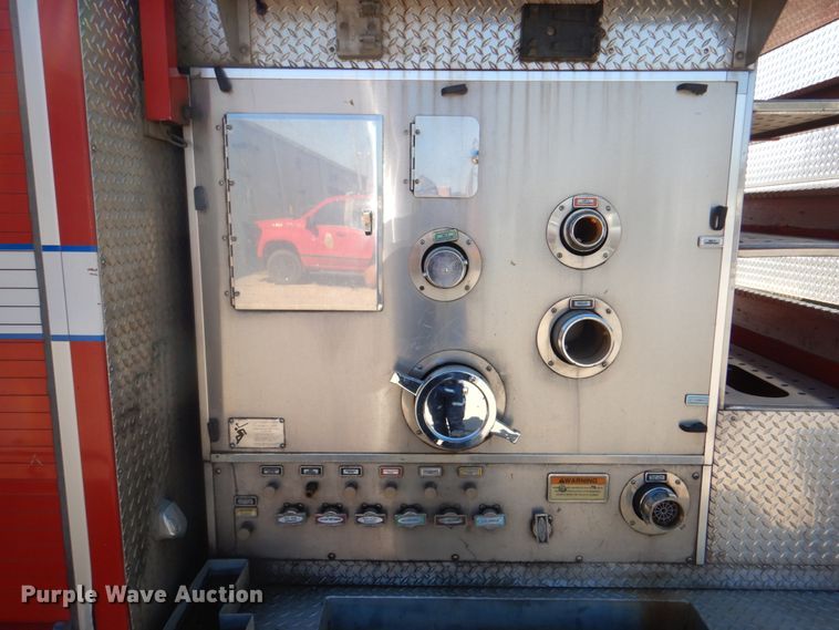 image for item HK9506 1998 Pierce  pumper fire truck