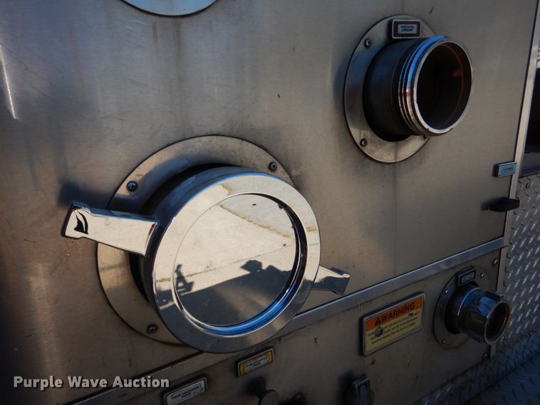 image for item HK9506 1998 Pierce  pumper fire truck