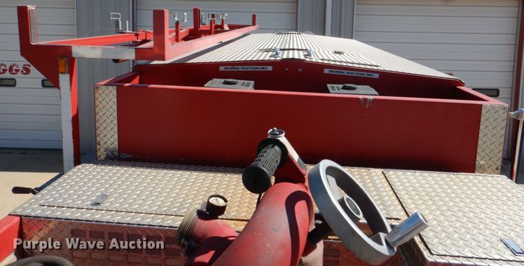 image for item HK9506 1998 Pierce  pumper fire truck