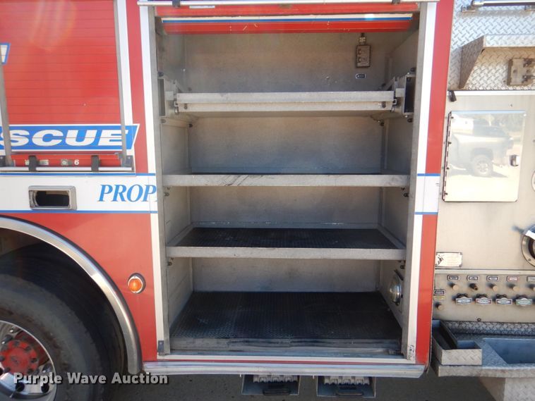 image for item HK9506 1998 Pierce  pumper fire truck