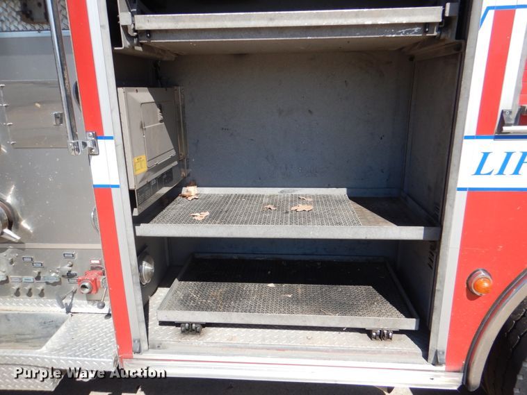 image for item HK9506 1998 Pierce  pumper fire truck