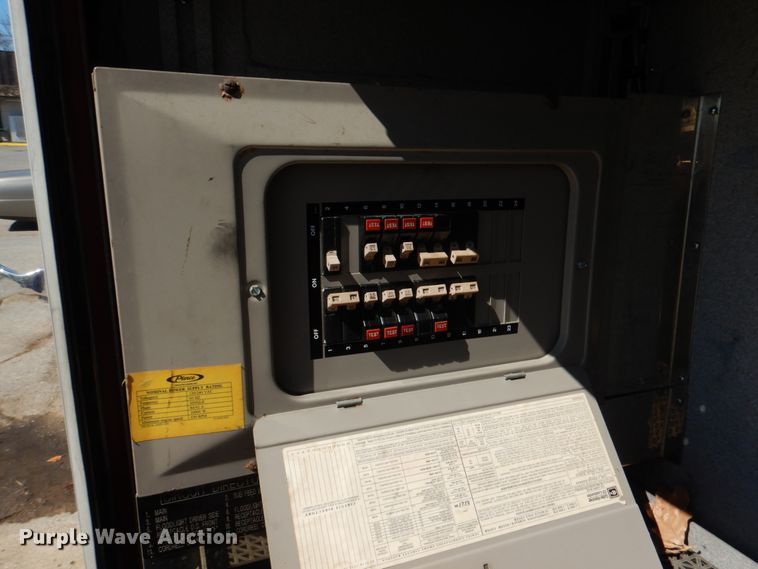 image for item HK9506 1998 Pierce  pumper fire truck