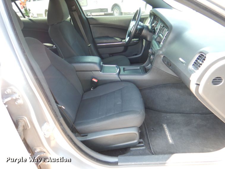 image for item HK9511 2013 Dodge Charger Police