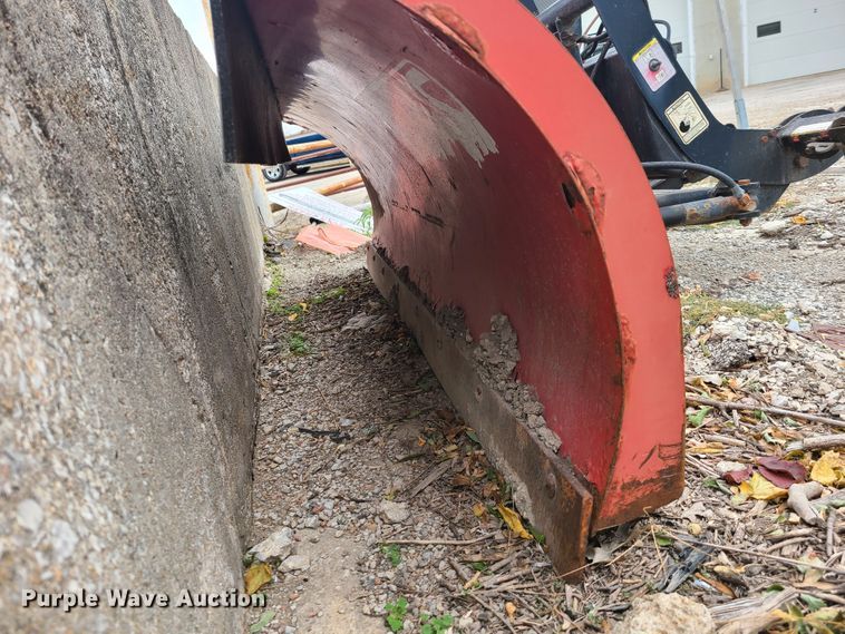 image for item HM9251 90"W snow plow