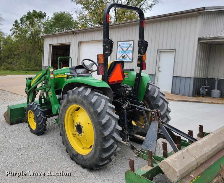 image for item HM9254 2007 John Deere 4320  tractor