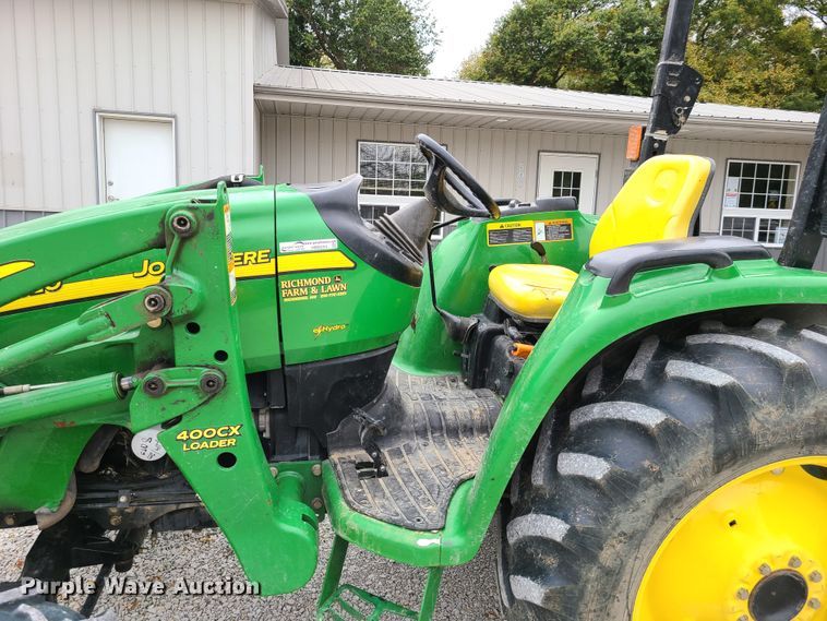 image for item HM9254 2007 John Deere 4320  tractor
