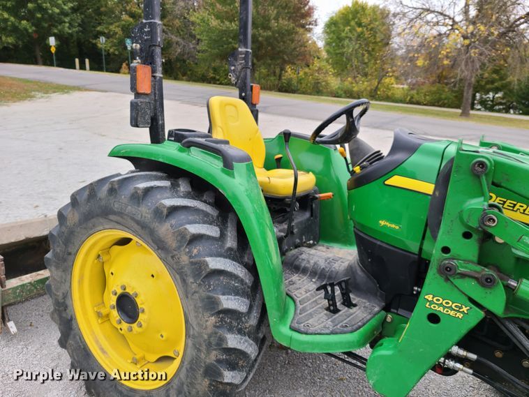 image for item HM9254 2007 John Deere 4320  tractor