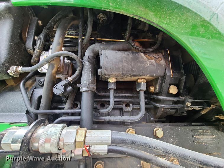 image for item HM9254 2007 John Deere 4320  tractor