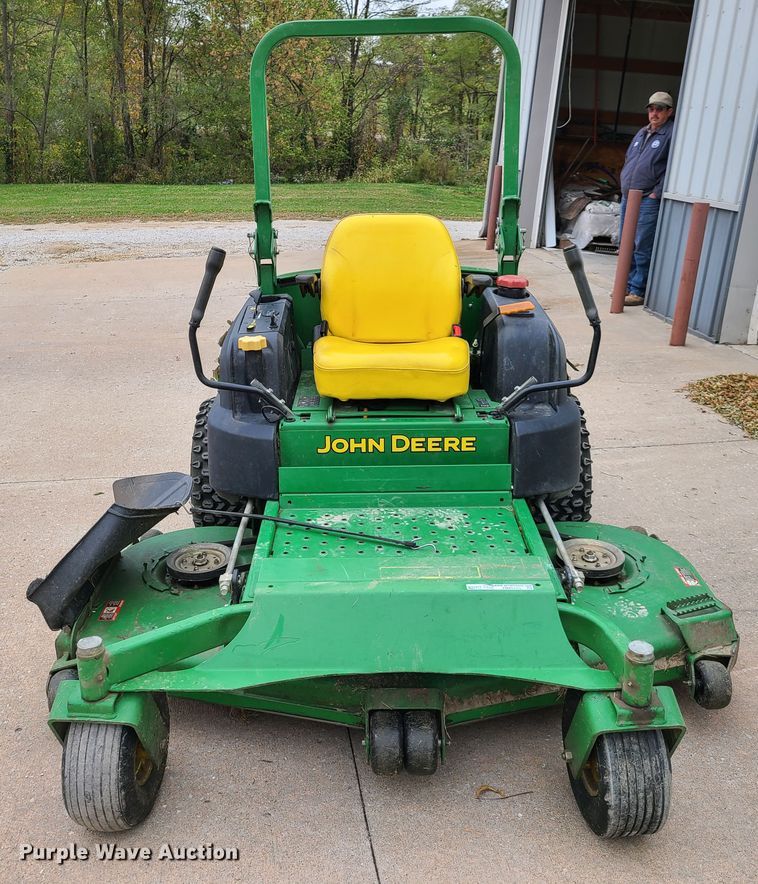 image for item HM9255 John Deere 997 ZTR lawn mower