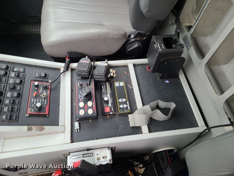 image for item HM9256 2014 International 4300  ambulance