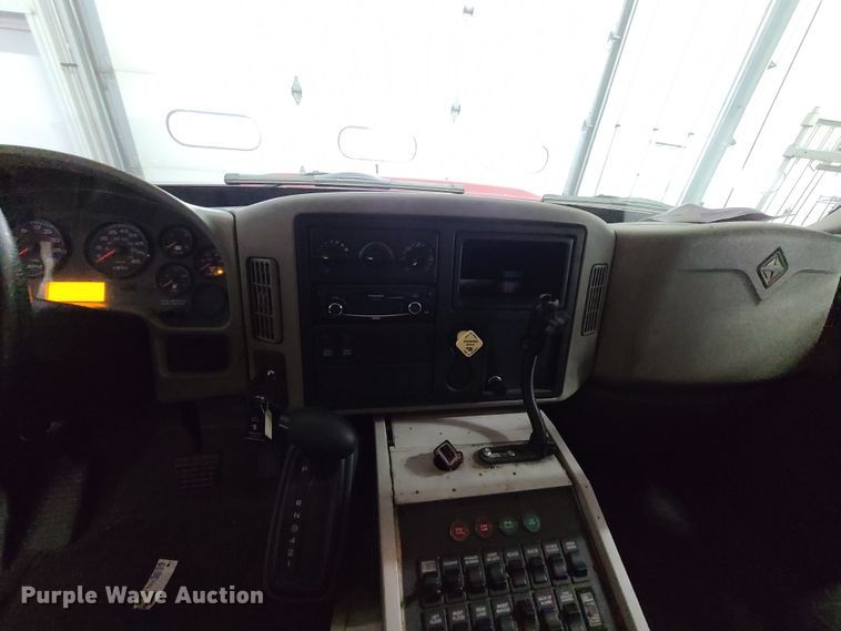 image for item HM9258 2014 International 4300  ambulance