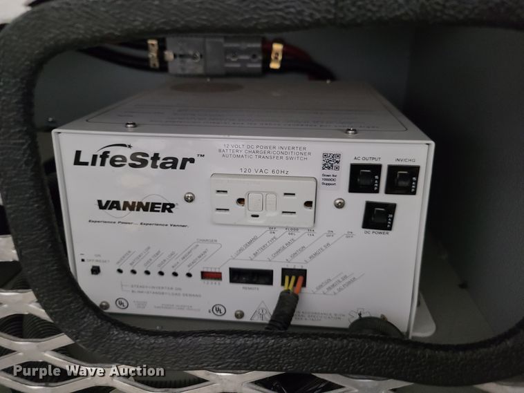 image for item HM9258 2014 International 4300  ambulance