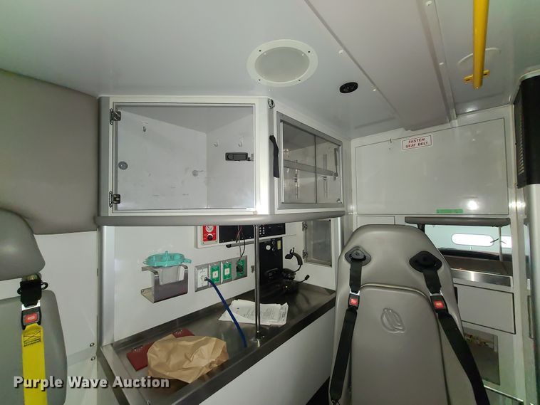 image for item HM9258 2014 International 4300  ambulance