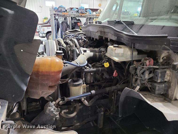 image for item HM9258 2014 International 4300  ambulance