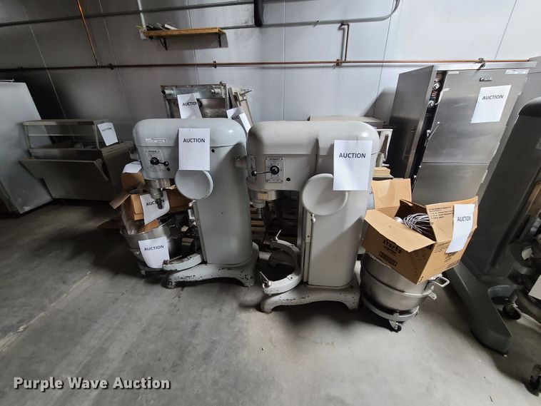 image for item HM9264 (2) Hobart H600 mixers
