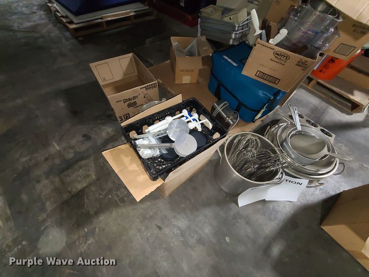 Restaurant equipment in Kansas City, MO Item HM9268 sold Purple Wave