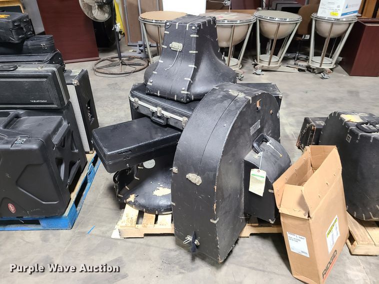 image for item HM9274 Band instruments