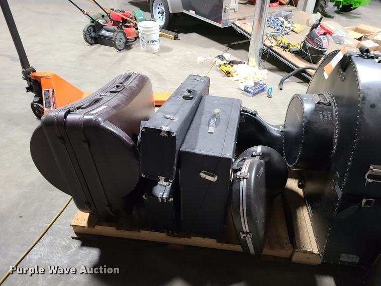 image for item HM9274 Band instruments