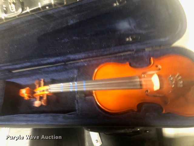 image for item HM9274 Band instruments