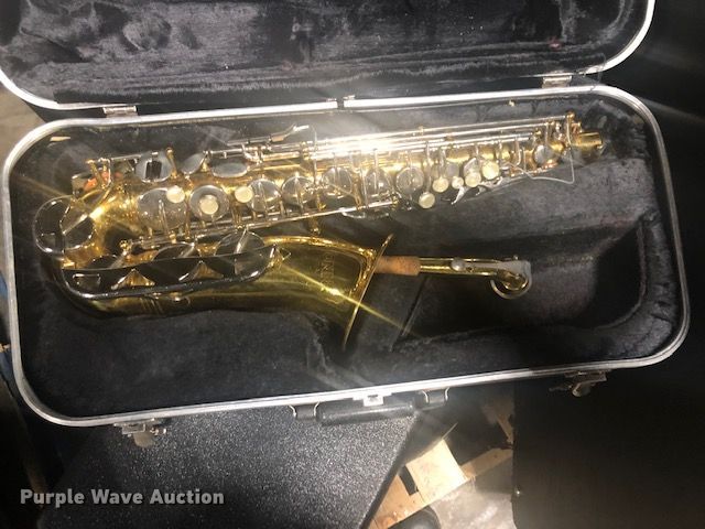 image for item HM9274 Band instruments