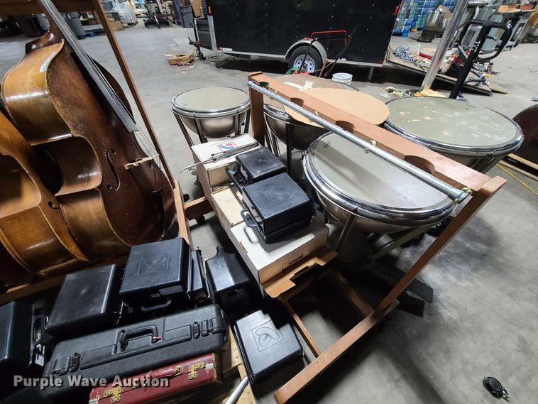 image for item HM9275 Band instruments