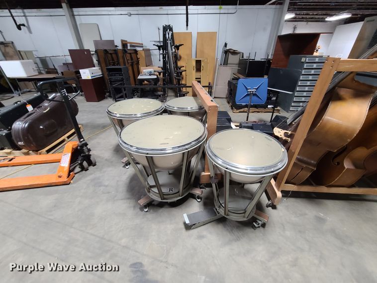 image for item HM9275 Band instruments
