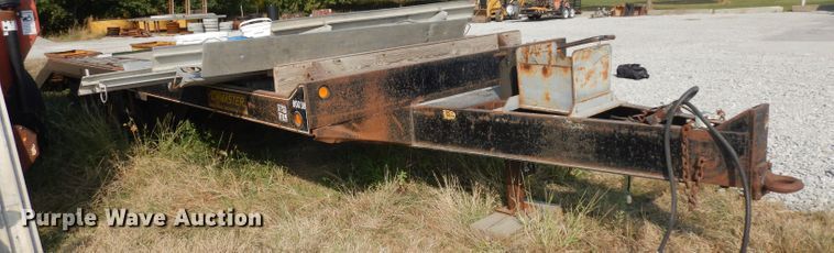image for item HN9382 1988 Towmaster equipment trailer