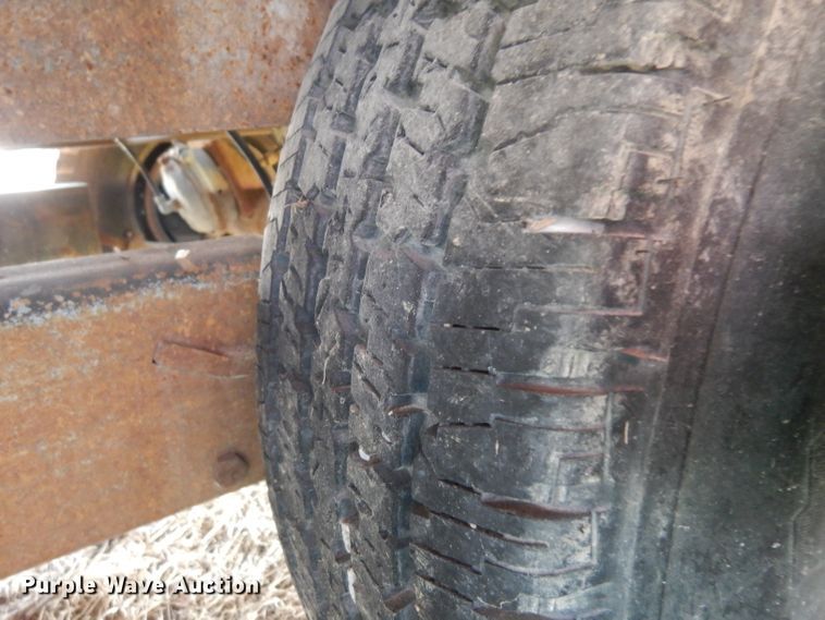 image for item HN9382 1988 Towmaster equipment trailer