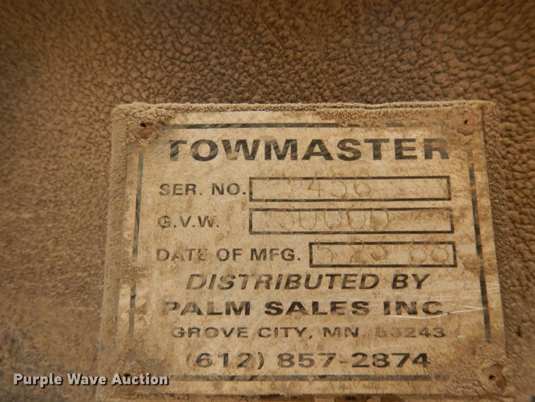 image for item HN9382 1988 Towmaster equipment trailer