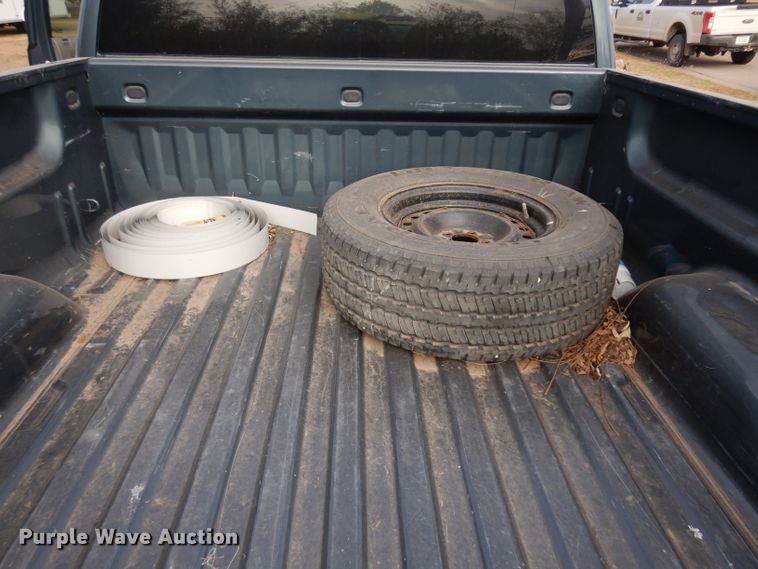 image for item HN9437 2009 Chevrolet Silverado 1500  Ext. Cab pickup truck