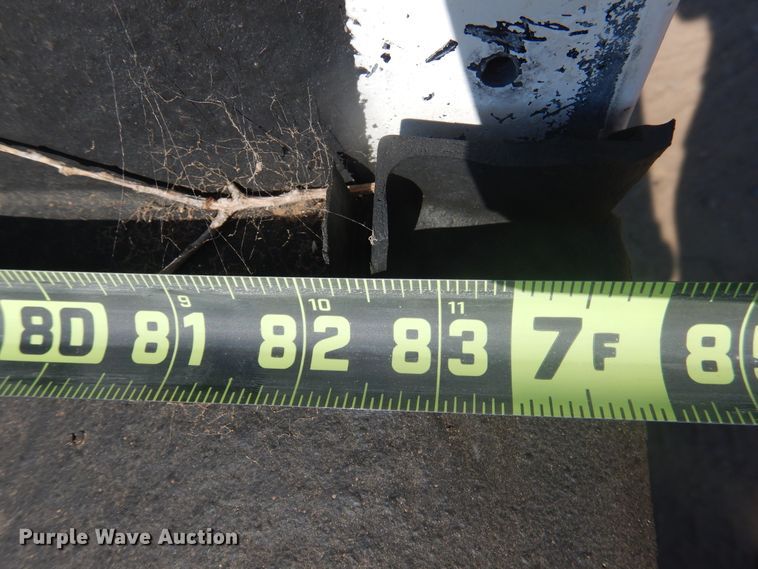 image for item HO9160 2004 GMC C4500  flatbed truck