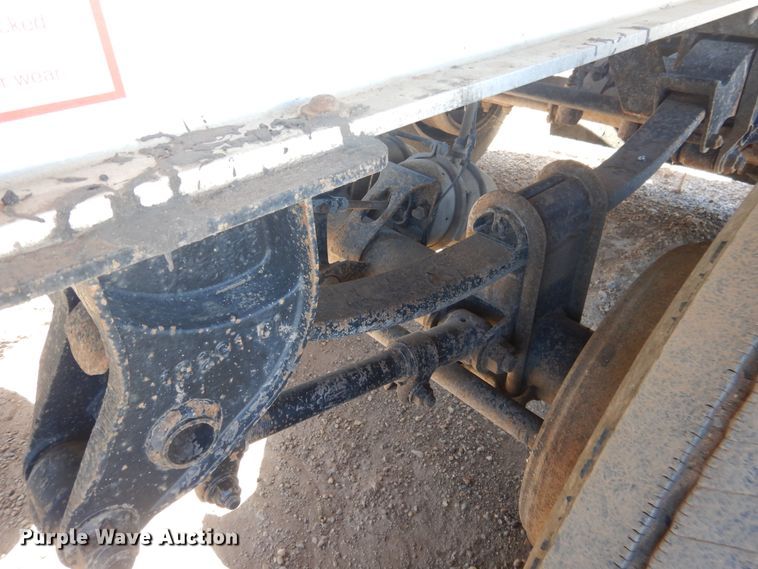 image for item HO9197 2006 Travis Body walking floor trailer