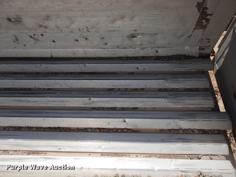 image for item HO9197 2006 Travis Body walking floor trailer