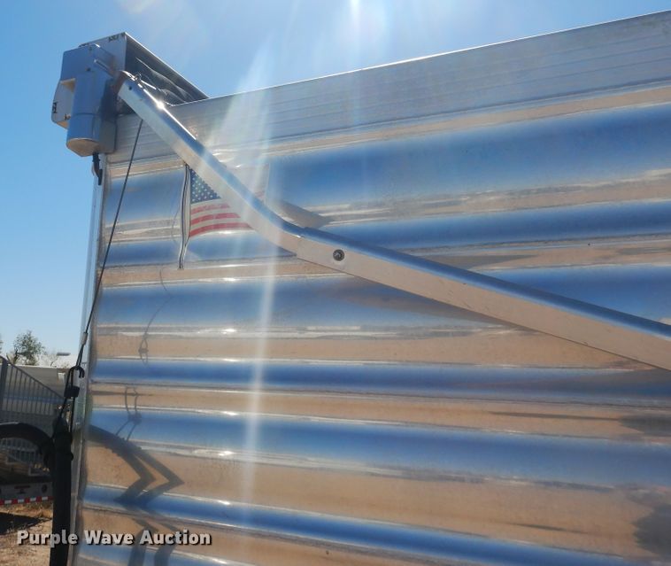 image for item HO9197 2006 Travis Body walking floor trailer