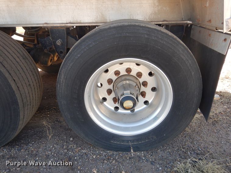 image for item HO9197 2006 Travis Body walking floor trailer